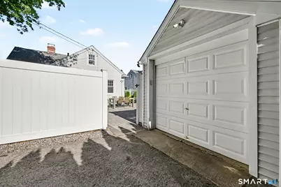 158 Courtland Hill Street, Stamford, CT 06906 - Photo 32