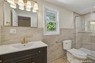 461 Mountain Rd, Newington, CT 06111 - Photo 6