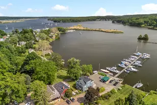 13-21 Nott Ln, Essex, CT 06426 - Photo 1