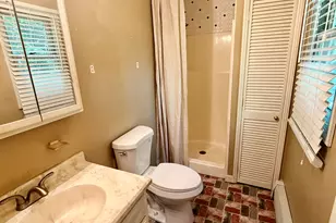 77 Evergreen Ave, Hamden, CT 06518 - Photo 14