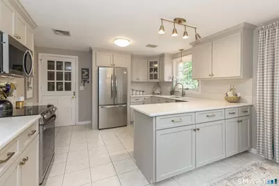 23 Hilltop Avenue, Thomaston, CT 06787 - Photo 10