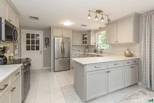 23 Hilltop Ave, Thomaston, CT 06787 - Photo 10