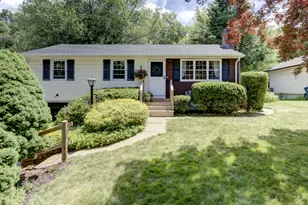 37 Cody Ave, Plainville, CT 06062 - Photo 2