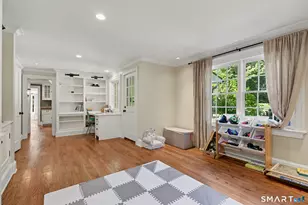 51 Squires Ln, New Canaan, CT 06840 - Photo 18