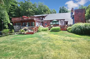 8 Dillon Rd, Woodbridge, CT 06525 - Photo 1