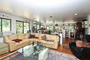 8 Dillon Rd, Woodbridge, CT 06525 - Photo 18