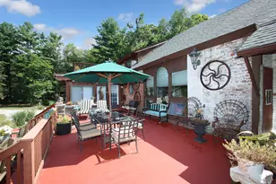 8 Dillon Rd, Woodbridge, CT 06525 - Photo 6