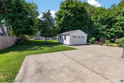 60 Gilbert Avenue, Hamden, CT 06514 - Photo 28