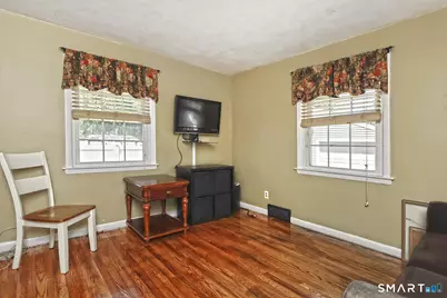105 Seaview Avenue, West Haven, CT 06516 - Photo 16