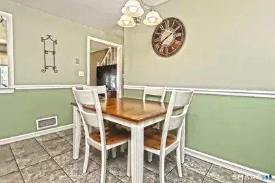 105 Seaview Avenue, West Haven, CT 06516 - Photo 10