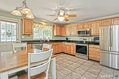 105 Seaview Avenue, West Haven, CT 06516 - Photo 8