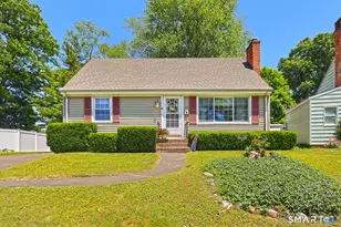 105 Seaview Ave, West Haven, CT 06516 - Photo 1