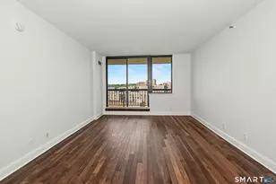 25 Forest St, Stamford, CT 06901 - Photo 16