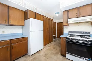 1600 Sherman Ave, Hamden, CT 06514 - Photo 14