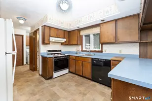 1600 Sherman Ave, Hamden, CT 06514 - Photo 12