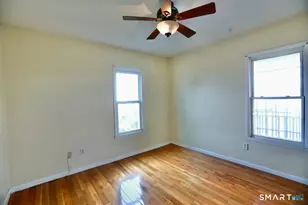 116 Ogden St, Bridgeport, CT 06608 - Photo 14