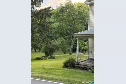 128 Toddy Hill Road, Newtown, CT 06482 - Photo 2