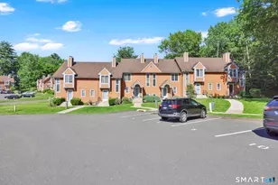 8 Julia Ct, East Windsor, CT 06016 - Photo 4