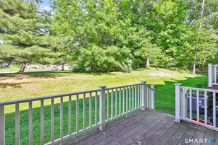 8 Julia Ct, East Windsor, CT 06016 - Photo 8