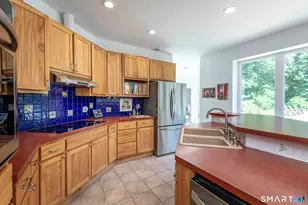 28 Drewbarrie Ln, Easton, CT 06612 - Photo 26