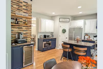 7 Traditions Boulevard #7, Southbury, CT 06488 - Photo 4
