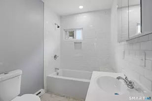 33 Congress Ave, Waterbury, CT 06708 - Photo 18