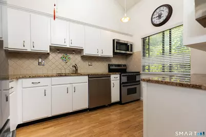 9 Old North Stamford Road #35C, Stamford, CT 06905 - Photo 2