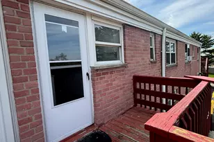 182 Seaton Rd, Stamford, CT 06902 - Photo 2