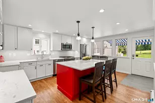 61 Raymond St, Darien, CT 06820 - Photo 8