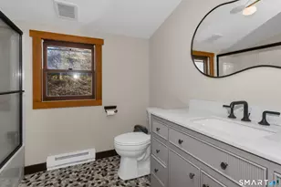 174 S Grand St, Suffield, CT 06093 - Photo 26