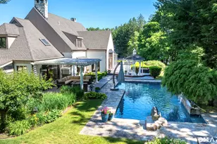 33 Mountain Farms Rd, West Hartford, CT 06117 - Photo 4