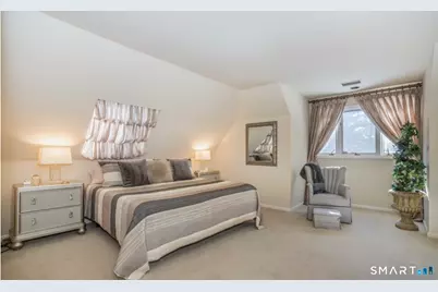 33 Mountain Farms Road, West Hartford, CT 06117 - Photo 26