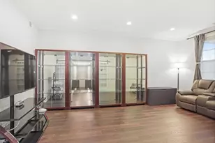 185 Brentwood Cir, Danbury, CT 06810 - Photo 4