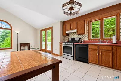 10 Oak Hill Drive, Clinton, CT 06413 - Photo 10