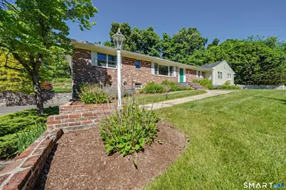 3 Mary Joy Lane, Stamford, CT 06903 - Photo 2