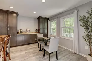 8 Vicki Ln, Colchester, CT 06415 - Photo 18