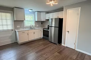 74 Baxter Rd, Mansfield, CT 06268 - Photo 4