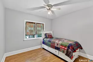 40 Sleepy Hollow Ln, Stamford, CT 06907 - Photo 16