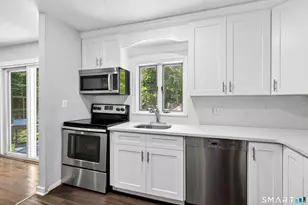 40 Sleepy Hollow Ln, Stamford, CT 06907 - Photo 34
