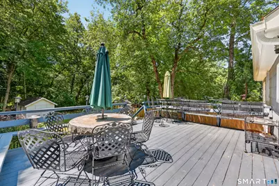40 Sleepy Hollow Lane, Stamford, CT 06907 - Photo 24