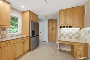 75 Brinsmade Rd, Hamden, CT 06514 - Photo 14