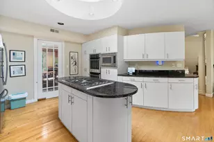 511 Hunting Ridge Rd, Stamford, CT 06903 - Photo 12