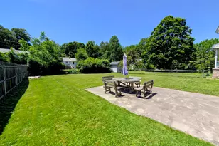 55 Sleepy Hollow Dr, Danbury, CT 06810 - Photo 6