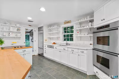 211 Newtown Turnpike, Wilton, CT 06897 - Photo 12
