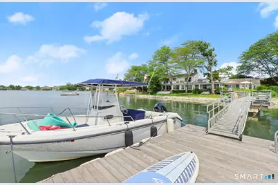 22 Northway, Greenwich, CT 06870 - Photo 2