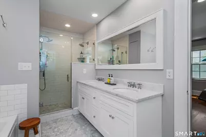 22 Ridgewood Road, West Hartford, CT 06107 - Photo 26