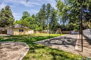 22 Ridgewood Rd, West Hartford, CT 06107 - Photo 34