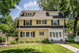 22 Ridgewood Rd, West Hartford, CT 06107 - Photo 1