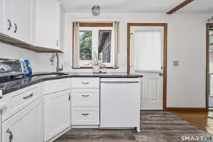 430 Shepard Ave, Hamden, CT 06514 - Photo 12