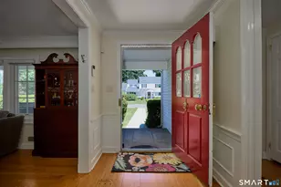 19 Pine Tree Dr, Stamford, CT 06906 - Photo 6